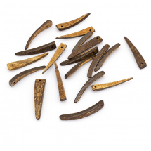 Zawieszki Kokosowe, Trójkątne, Kolor: Brązowy, Rozmiar: 45~55x6~8x3.5~5.5mm, Otwór: 2mm, 20szt (13WB23641)