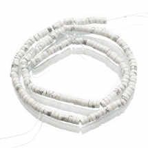 Koraliki Naturalny Howlit, Dysk, Kolor: Biały, 3.8-4.2x2-4.5mm, około 150szt/37cm/nić (13WB22687)