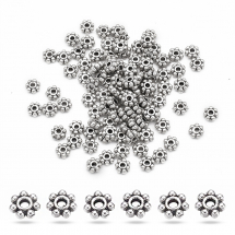 Koraliki Dystansowe, Styl Tybetański, Stop Biżuterii, Kwiat, Kolor: Srebrny, 4.5x1.5mm, otwor 1mm, 100szt (2WB27746)