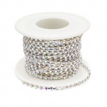 Taśma Łańcuszek Ozdobny z Cyrkoniami, Srebrny/Tęczowy Kryształ, 2mm, 9m/szpula, (13WB29216)