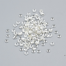 Nakładki na Koraliki, Mosiądz, Kwiatek, Kolor: Srebrny, 4mm, 200szt/opakowanie (13WB29420)