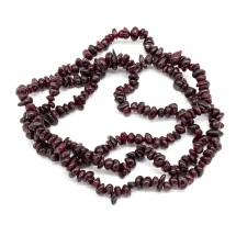 Koraliki Naturalny Granat, Okruchy, 5-7mm, Otwór 0.8mm, około 78cm/nic (13WB31514)