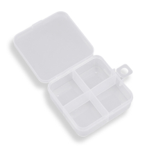 Pojemnik na Koraliki, Plastikowy, Kwadrat, Rozmiar: 7.3x6.9x2.4cm, 4 przegródki, 3.2x3cm, 20szt (13WB31617)