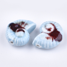 Koraliki Porcelanowe Handmade, Muszla Morska, Jasnoniebieskie, 39x30x16.5mm, Otwór 2.5-3.5mm, 2szt (13WB32317)