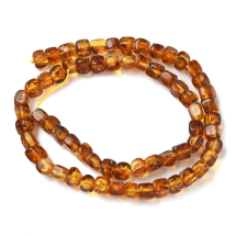 Koraliki Naturalny Bursztyn, Kostki, Wielbłąd, 5-7x5-7x5-7мм, Otwór 1mm, około 58szt/36cm/sznur (13WB33191)