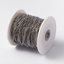 Łańcuszek Skręcany, Stal Nierdzewna, Fasetowany, Lutowany do Tworzenia Biżuterii, ogniwo 4x3mm, 20m/rolka (13WB33028)