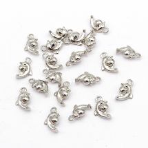 Zawieszka Stop Metalowy 14x10x5mm. Otwór 2mm Kolor: Antyczne Srebro 20szt (5WB4849)