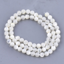 Koraliki z Naturalnej Białej Masy Perłowej Okrągłe, Kość Słoniowa, 5mm, Otwór 1mm, około 70szt/37cm/nić (13WB27792)