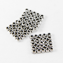 Zawieszka Łącznik Filigranowy 15x15x1.5mm Otwór 1.5mm Kolor: Antyczne Srebro 20szt (5WB3924)