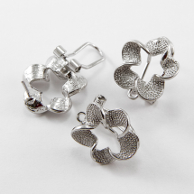 Основи Пусети для Сережок, c Петлею для Підвіски, Сплав, Квітка, Колір: Платина, Розмір: 20х18х10мм, Отвір 2мм, Штифт 0.8мм, (3WB5886)