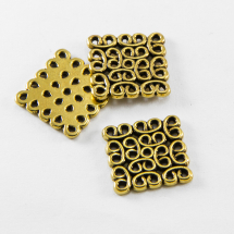 Zawieszka Łącznik Filigranowa 15x15x1.5mm Otwór 1.5mm Kolor: Antyczne Złoto 20szt (13WB17213)