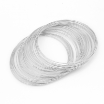 Drut Pamięciowy, do Bransoletek, Stalowy, 65x0.5mm, Kolor: Srebrny, 50żeberek (13WB21604)