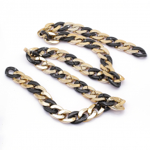 Łańcuszek Akrylowy Ręcznie Robiony 29x21x6mm Kolor: Czarny Długość łańcuszka: 1m (13WB23751)