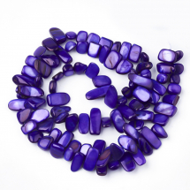 Koraliki Masa Perłowa, Barwione, Samorodek, Indygo, 6-25x4-14x3-7mm, Otwór 1mm, 96-100szt/80cm/sznur (13WB18868)